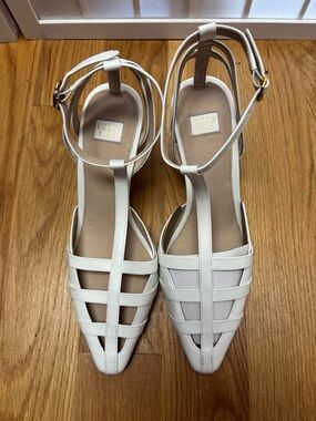 LOUISE et CIE Pumps